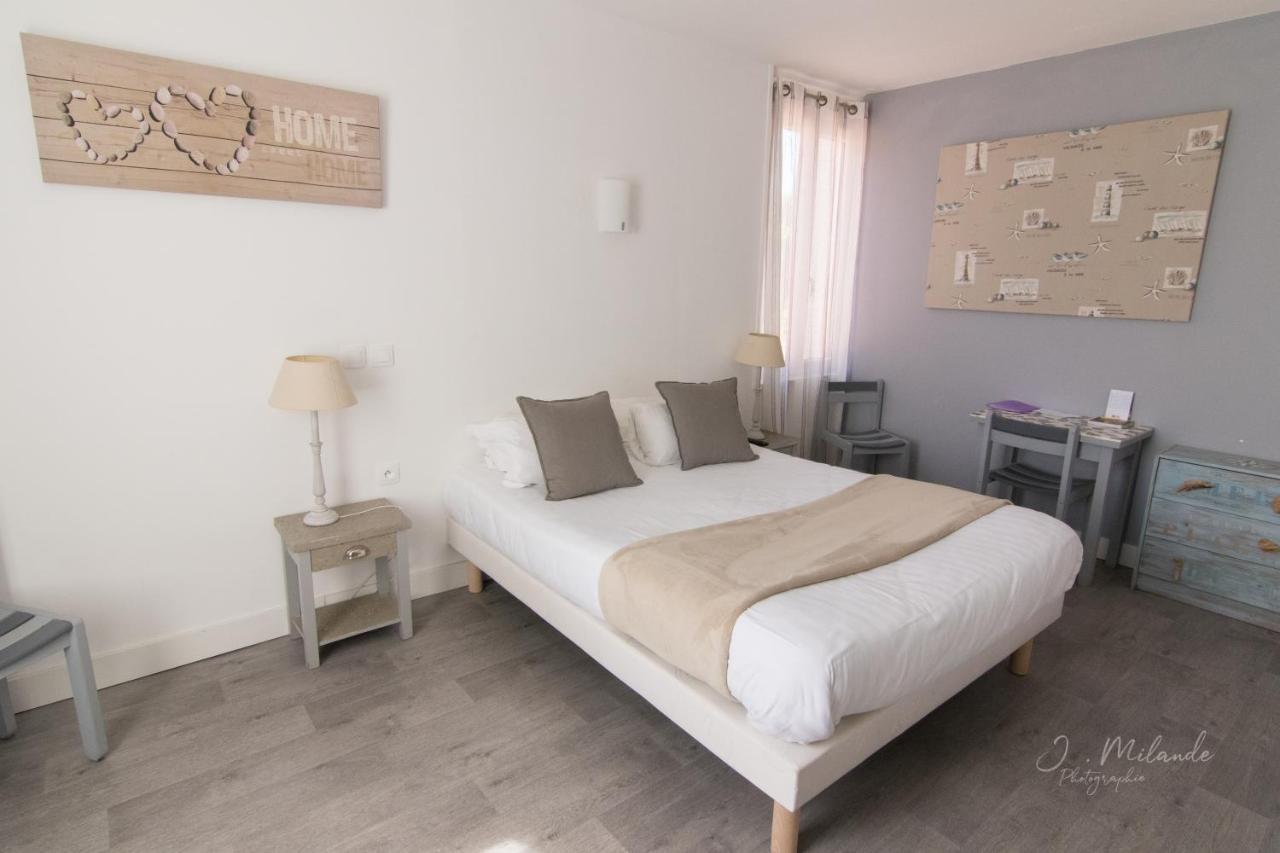 Logis Hotels - Hotel Et Restaurant L'Oceana 兰顿 外观 照片