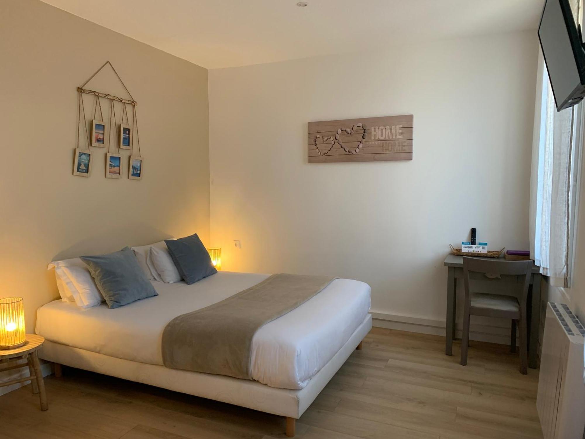 Logis Hotels - Hotel Et Restaurant L'Oceana 兰顿 外观 照片