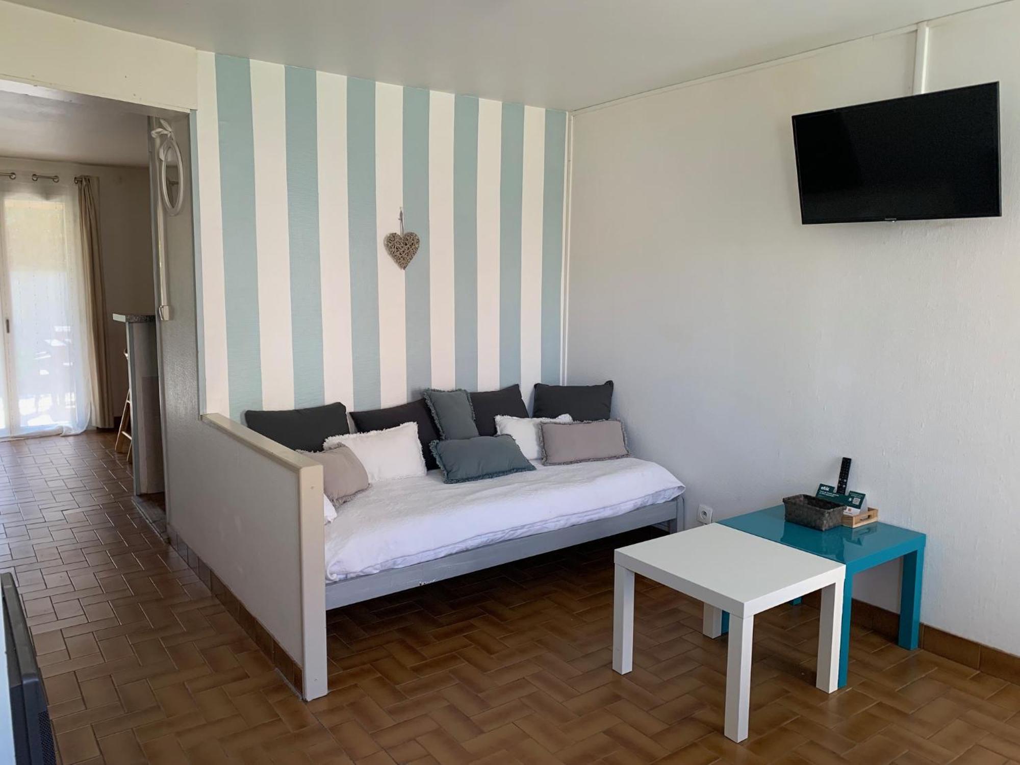 Logis Hotels - Hotel Et Restaurant L'Oceana 兰顿 外观 照片